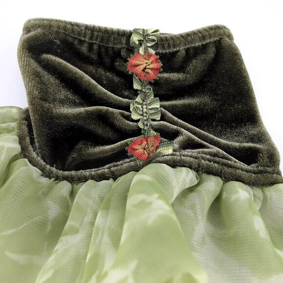 Unbranded Olive Green Velvet Doll Pull On Dressy Skirt for 18" Dolls - GUC - Picture 9 of 12